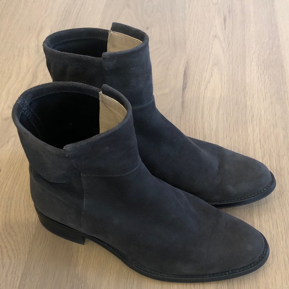 Stuart Weitzman Charcoal Grey Suede Pull-On Sock Bootie / Ankle Boots, Size 6 M
